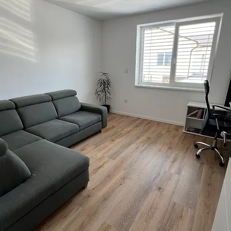 Moderny Stylovy Domcek S Virivkou-jacuzzi Casa vacanze *