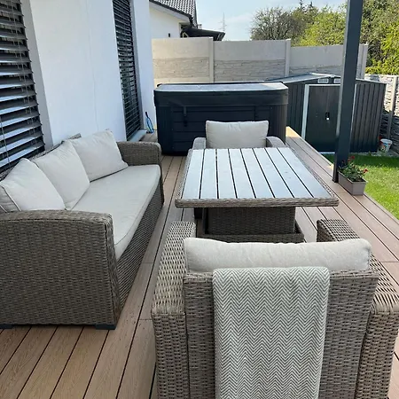 Holiday home Moderny Luxusny Domcek S Vyhladom Na Zamok Prievidza